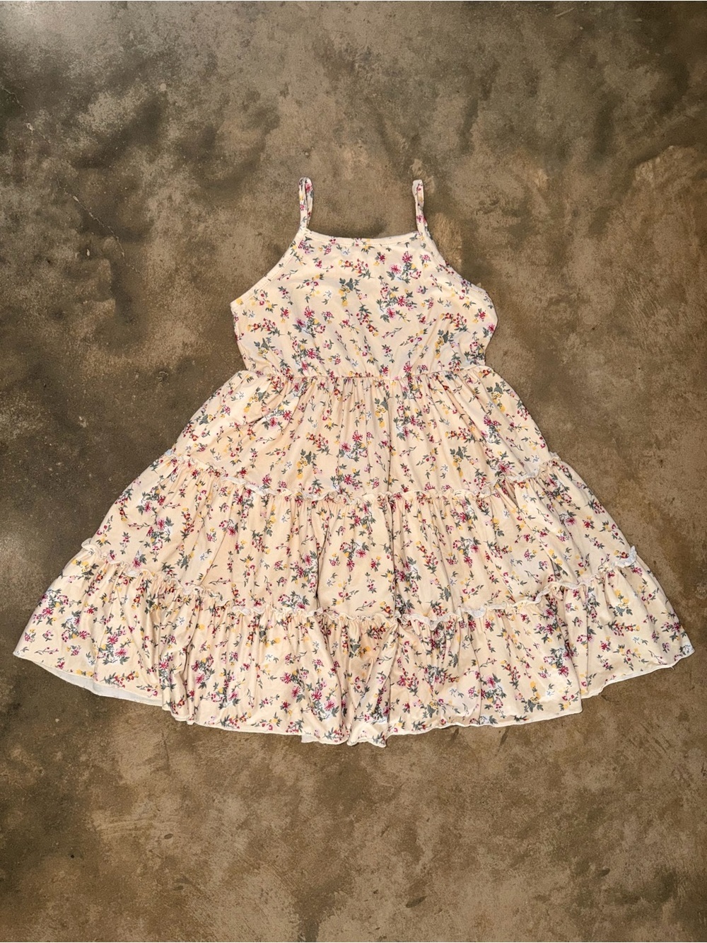 PatPat Girls Floral Tiered Ruffle Sundress Cream Pink Size 6-7Y